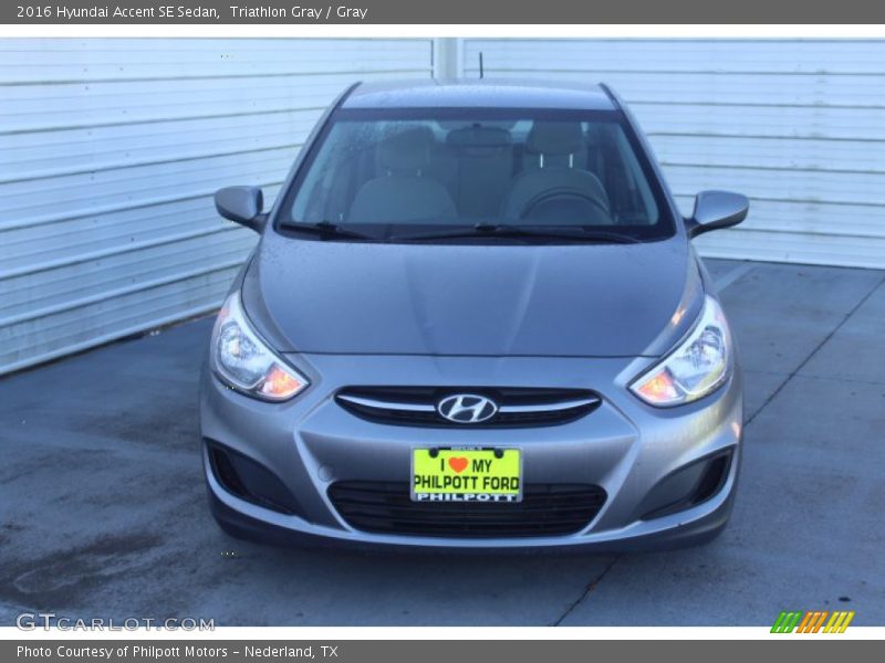 Triathlon Gray / Gray 2016 Hyundai Accent SE Sedan