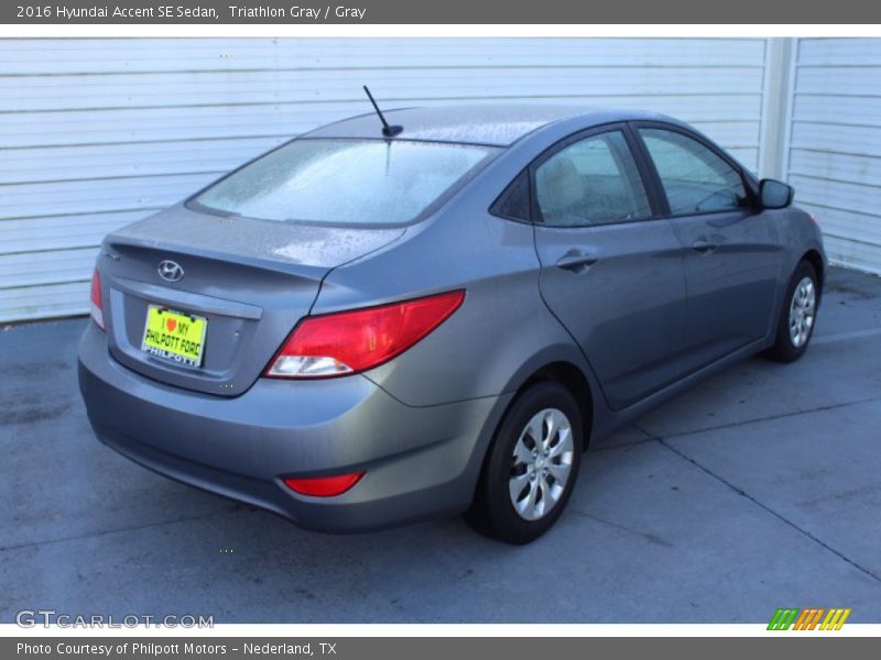 Triathlon Gray / Gray 2016 Hyundai Accent SE Sedan