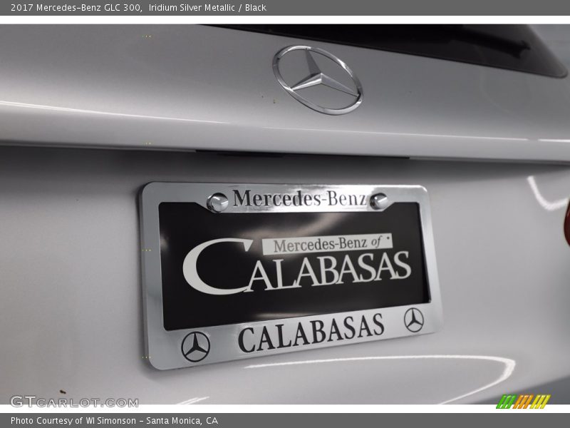 Iridium Silver Metallic / Black 2017 Mercedes-Benz GLC 300