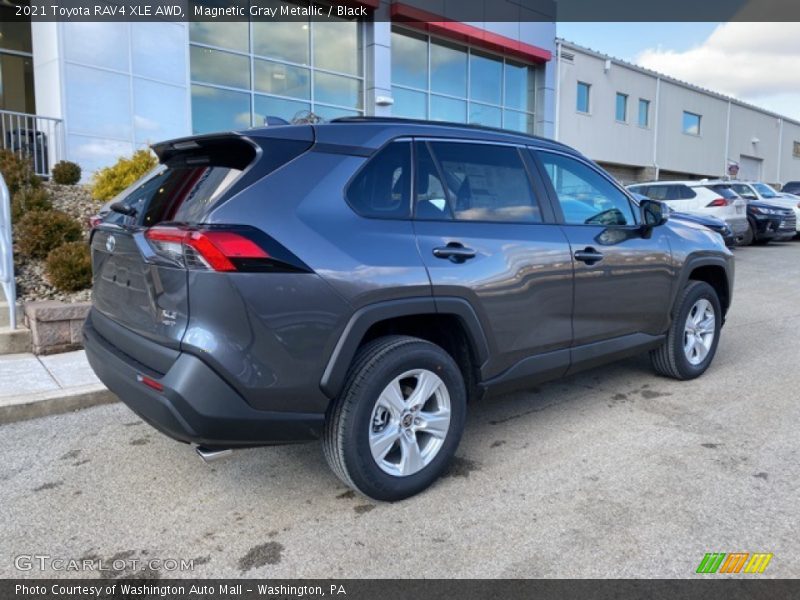 Magnetic Gray Metallic / Black 2021 Toyota RAV4 XLE AWD