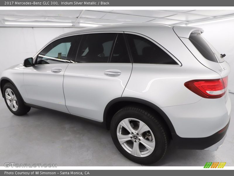 Iridium Silver Metallic / Black 2017 Mercedes-Benz GLC 300