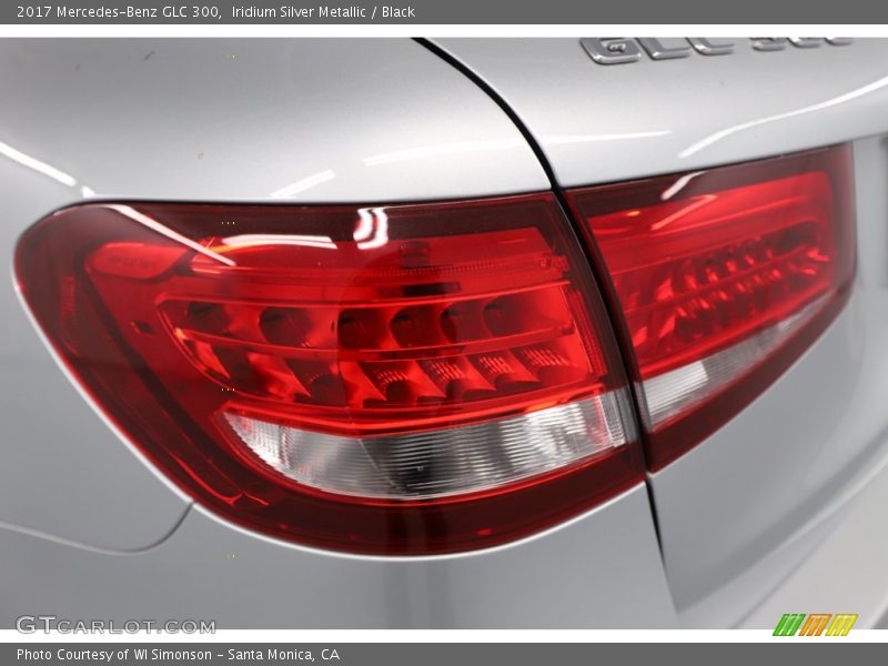 Iridium Silver Metallic / Black 2017 Mercedes-Benz GLC 300