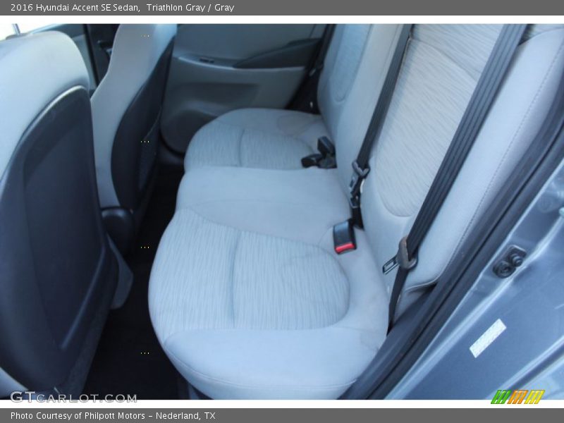 Triathlon Gray / Gray 2016 Hyundai Accent SE Sedan