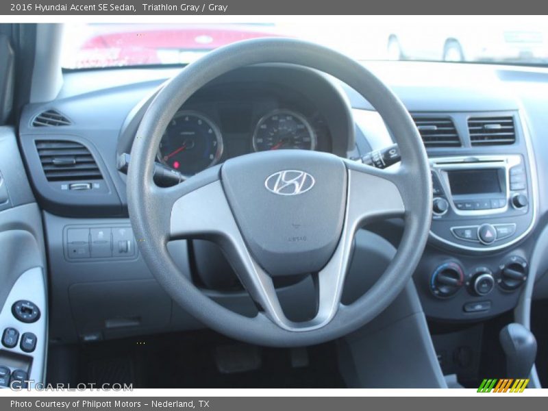 Triathlon Gray / Gray 2016 Hyundai Accent SE Sedan