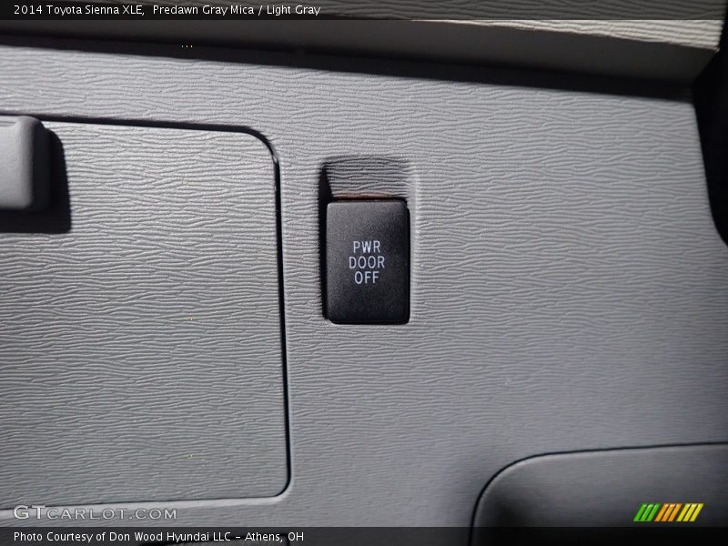 Predawn Gray Mica / Light Gray 2014 Toyota Sienna XLE