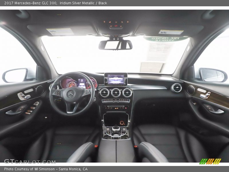 Iridium Silver Metallic / Black 2017 Mercedes-Benz GLC 300