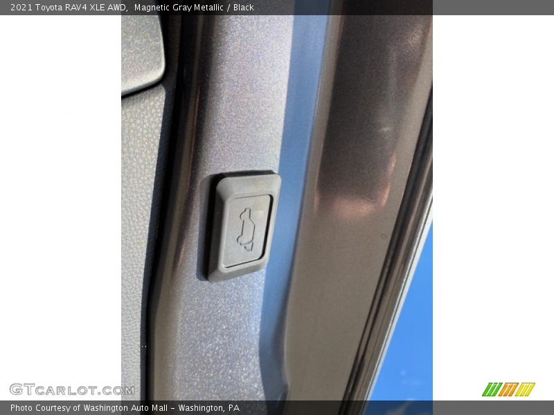 Magnetic Gray Metallic / Black 2021 Toyota RAV4 XLE AWD