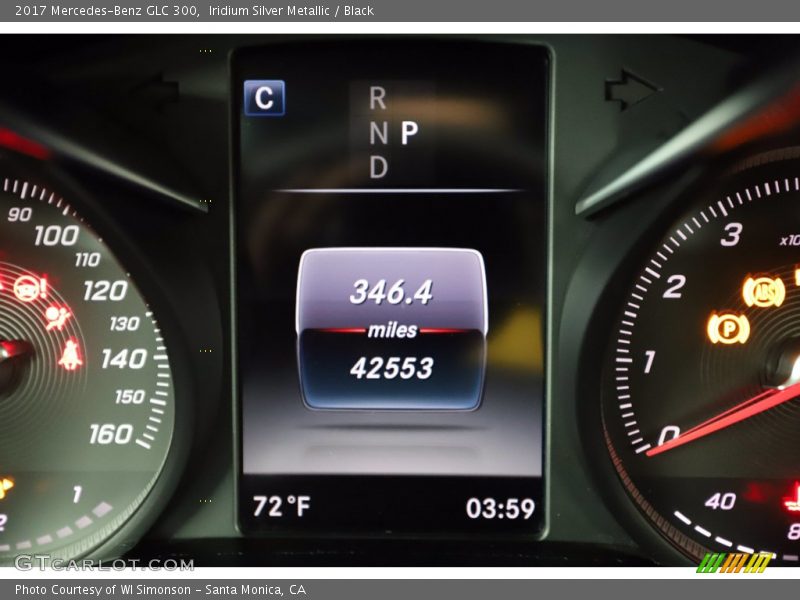 Iridium Silver Metallic / Black 2017 Mercedes-Benz GLC 300