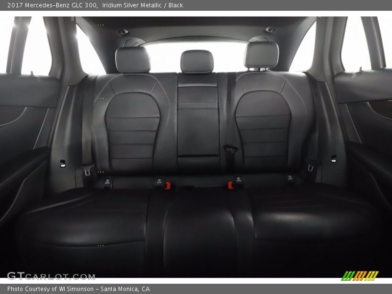 Iridium Silver Metallic / Black 2017 Mercedes-Benz GLC 300