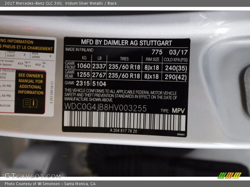 Iridium Silver Metallic / Black 2017 Mercedes-Benz GLC 300
