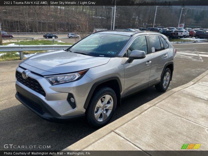 Silver Sky Metallic / Light Gray 2021 Toyota RAV4 XLE AWD