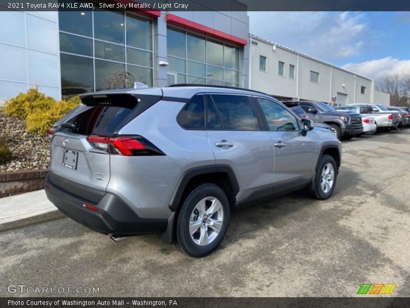 Silver Sky Metallic / Light Gray 2021 Toyota RAV4 XLE AWD