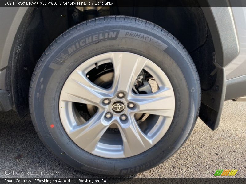 Silver Sky Metallic / Light Gray 2021 Toyota RAV4 XLE AWD