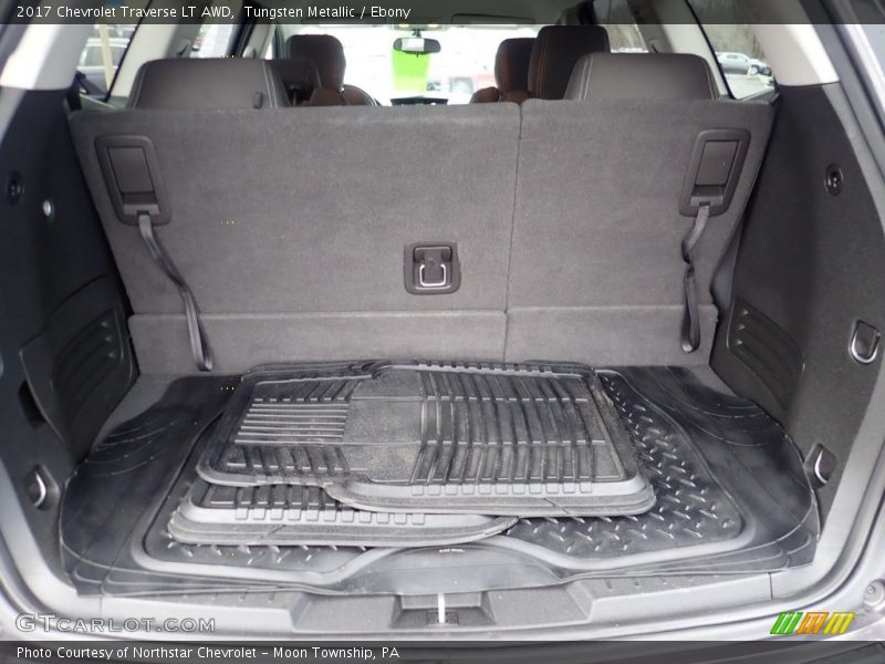 Tungsten Metallic / Ebony 2017 Chevrolet Traverse LT AWD