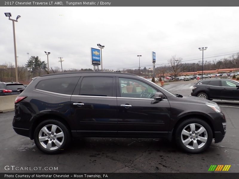 Tungsten Metallic / Ebony 2017 Chevrolet Traverse LT AWD