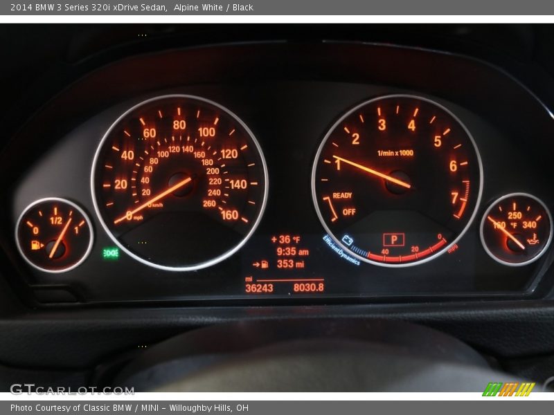 Alpine White / Black 2014 BMW 3 Series 320i xDrive Sedan