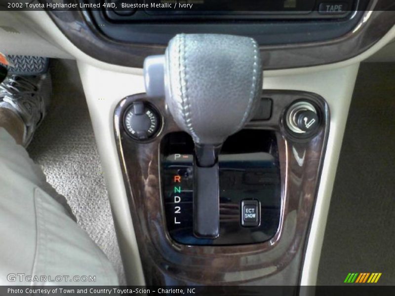 Bluestone Metallic / Ivory 2002 Toyota Highlander Limited 4WD