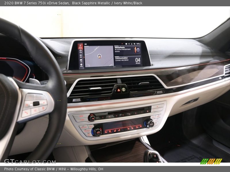 Black Sapphire Metallic / Ivory White/Black 2020 BMW 7 Series 750i xDrive Sedan