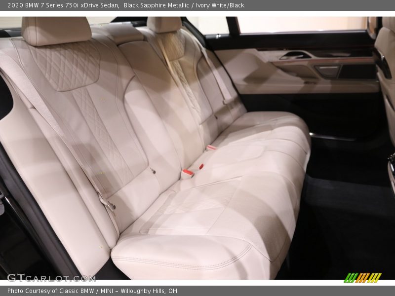 Black Sapphire Metallic / Ivory White/Black 2020 BMW 7 Series 750i xDrive Sedan