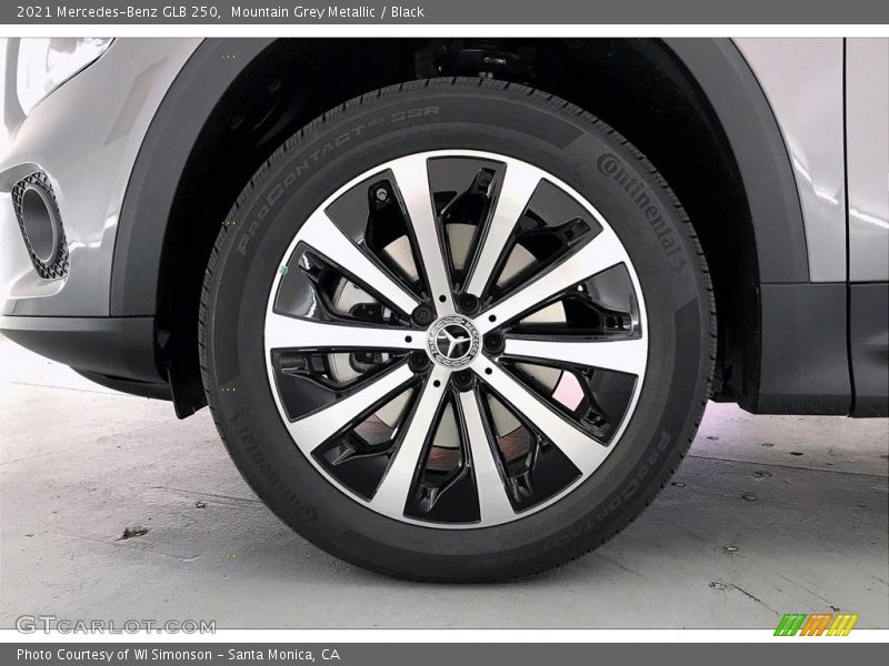 Mountain Grey Metallic / Black 2021 Mercedes-Benz GLB 250