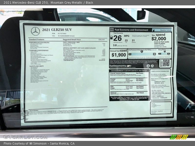 Mountain Grey Metallic / Black 2021 Mercedes-Benz GLB 250