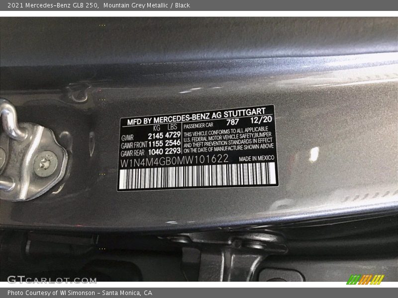 Mountain Grey Metallic / Black 2021 Mercedes-Benz GLB 250