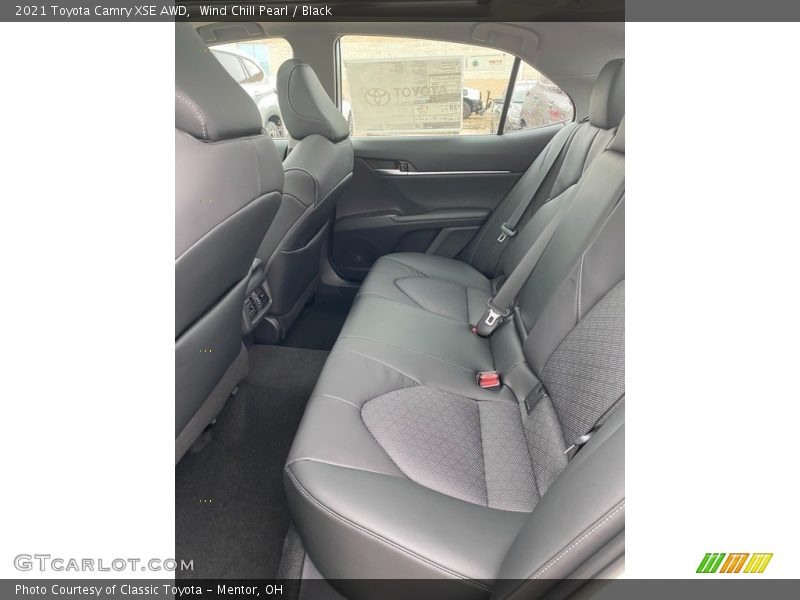 Wind Chill Pearl / Black 2021 Toyota Camry XSE AWD