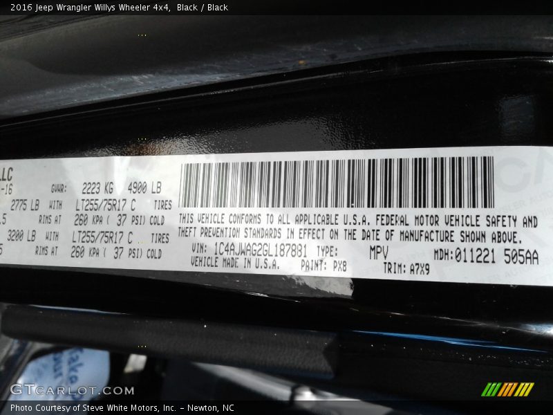 Black / Black 2016 Jeep Wrangler Willys Wheeler 4x4