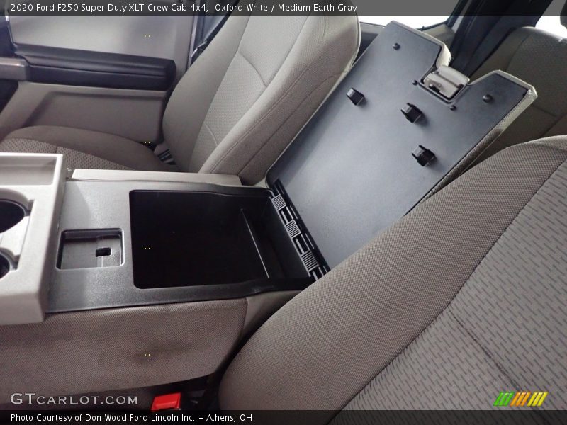 Oxford White / Medium Earth Gray 2020 Ford F250 Super Duty XLT Crew Cab 4x4