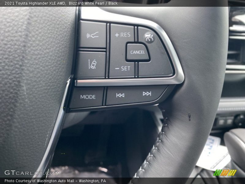 Blizzard White Pearl / Black 2021 Toyota Highlander XLE AWD
