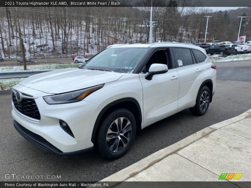 Blizzard White Pearl / Black 2021 Toyota Highlander XLE AWD