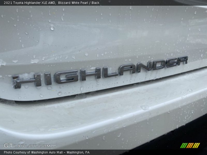 Blizzard White Pearl / Black 2021 Toyota Highlander XLE AWD