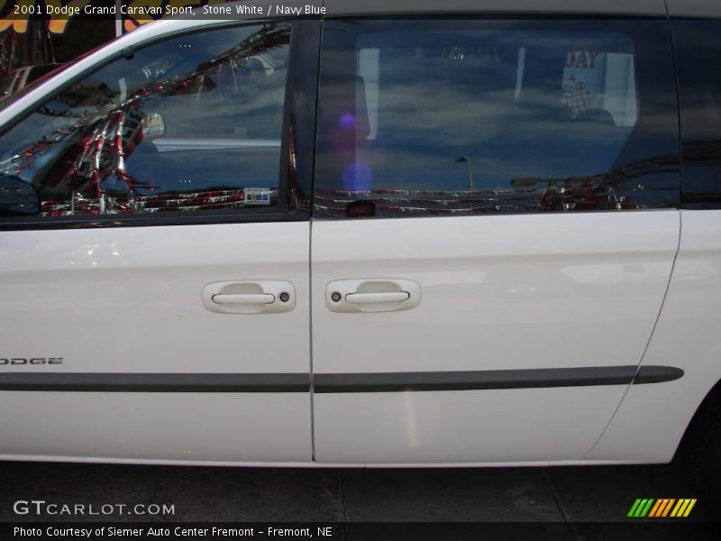 Stone White / Navy Blue 2001 Dodge Grand Caravan Sport
