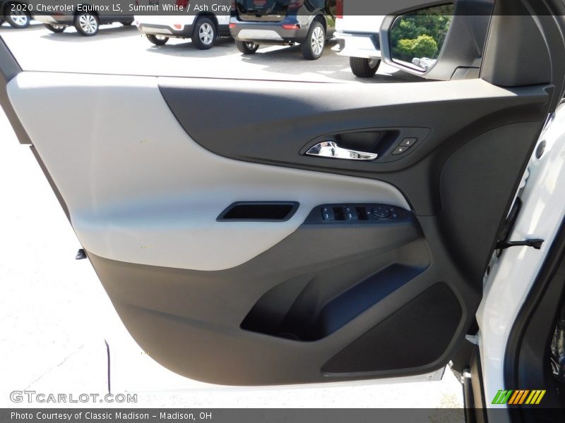 Summit White / Ash Gray 2020 Chevrolet Equinox LS