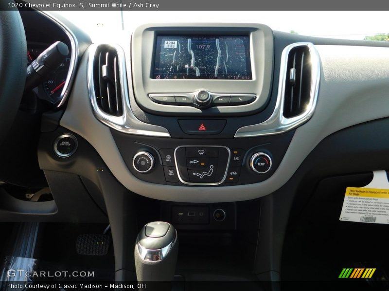 Summit White / Ash Gray 2020 Chevrolet Equinox LS