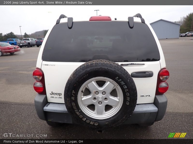 Stone White / Medium Slate Gray 2006 Jeep Liberty Sport 4x4