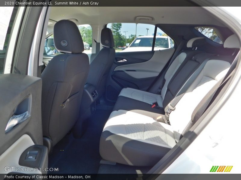 Summit White / Ash Gray 2020 Chevrolet Equinox LS