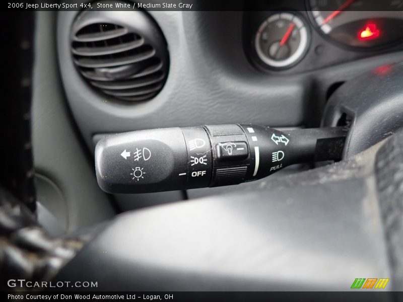 Stone White / Medium Slate Gray 2006 Jeep Liberty Sport 4x4