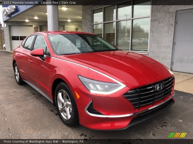 Front 3/4 View of 2021 Sonata SE