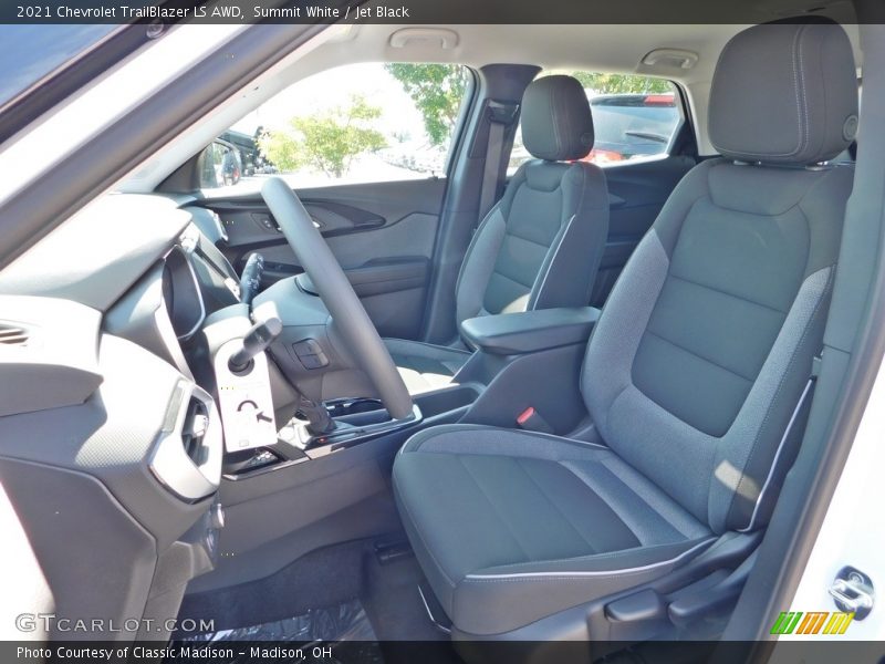 Summit White / Jet Black 2021 Chevrolet TrailBlazer LS AWD