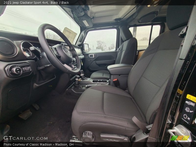 Black / Black 2021 Jeep Gladiator Sport 4x4