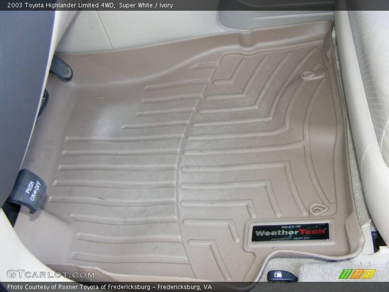 Super White / Ivory 2003 Toyota Highlander Limited 4WD