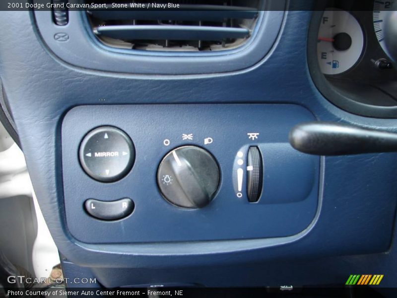 Stone White / Navy Blue 2001 Dodge Grand Caravan Sport