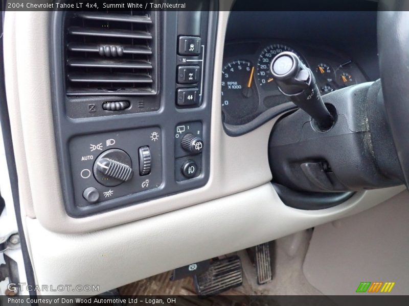 Summit White / Tan/Neutral 2004 Chevrolet Tahoe LT 4x4