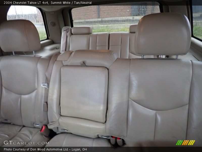 Summit White / Tan/Neutral 2004 Chevrolet Tahoe LT 4x4