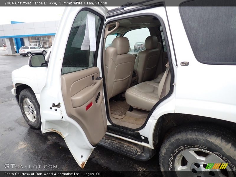 Summit White / Tan/Neutral 2004 Chevrolet Tahoe LT 4x4