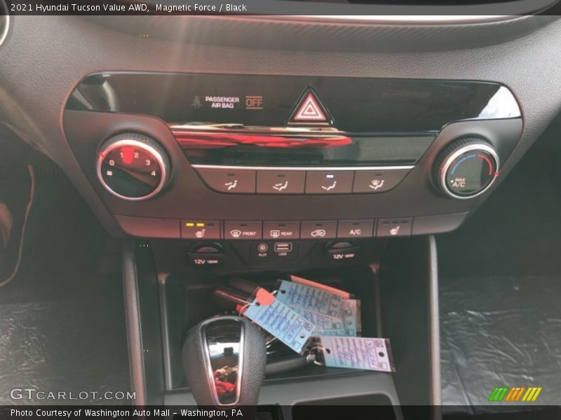 Magnetic Force / Black 2021 Hyundai Tucson Value AWD