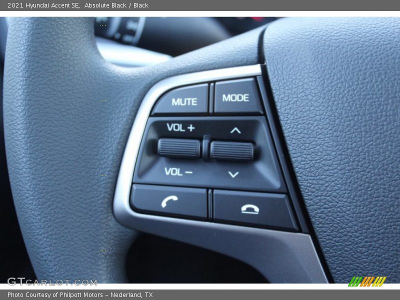 Absolute Black / Black 2021 Hyundai Accent SE