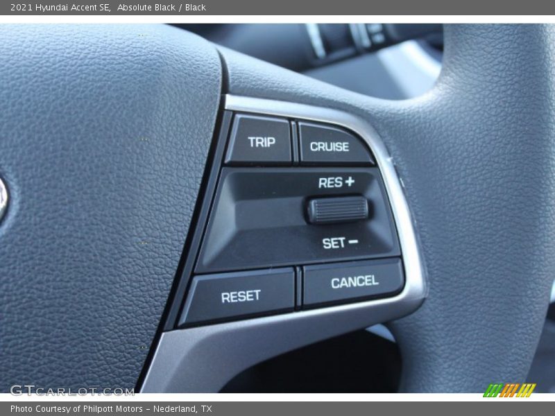 Absolute Black / Black 2021 Hyundai Accent SE