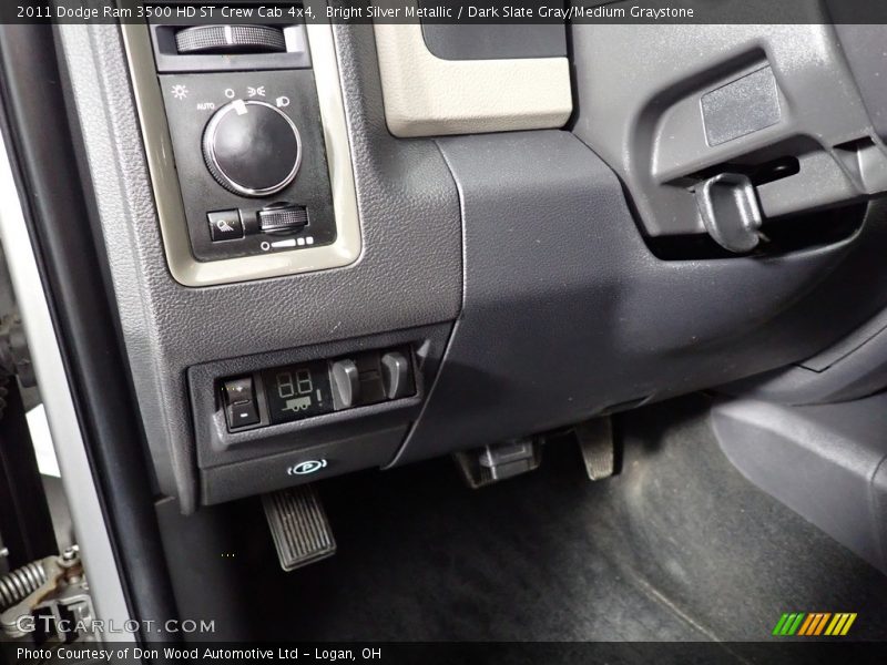 Bright Silver Metallic / Dark Slate Gray/Medium Graystone 2011 Dodge Ram 3500 HD ST Crew Cab 4x4